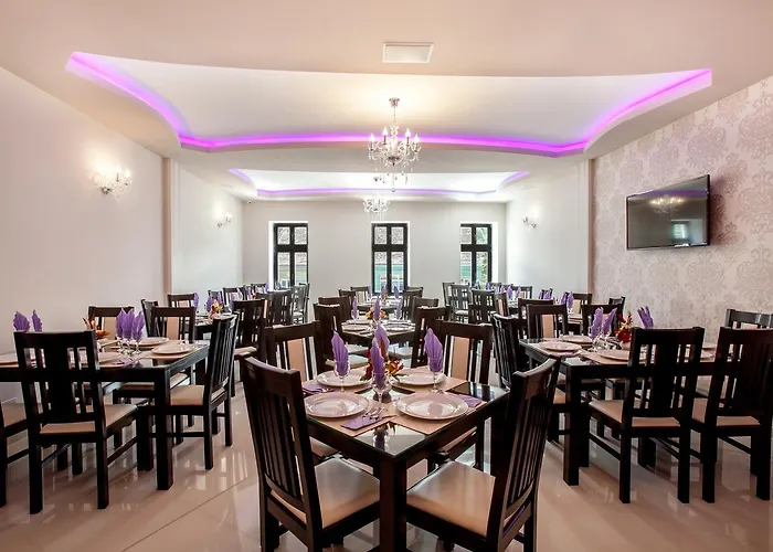 Extravagance Hotel
